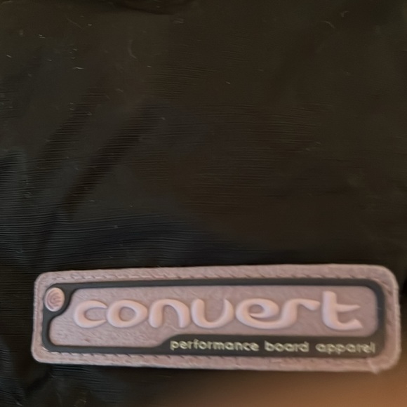 Women’s Columbia Board Apparel - Picture 14 of 14